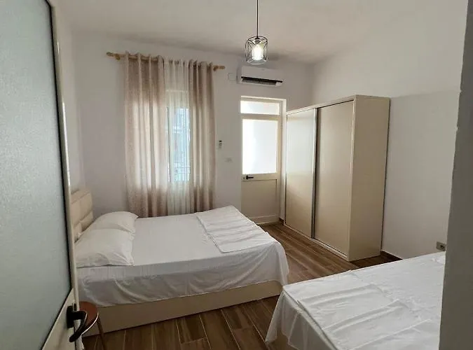 Perdja Ii Lejlighed Velipojë